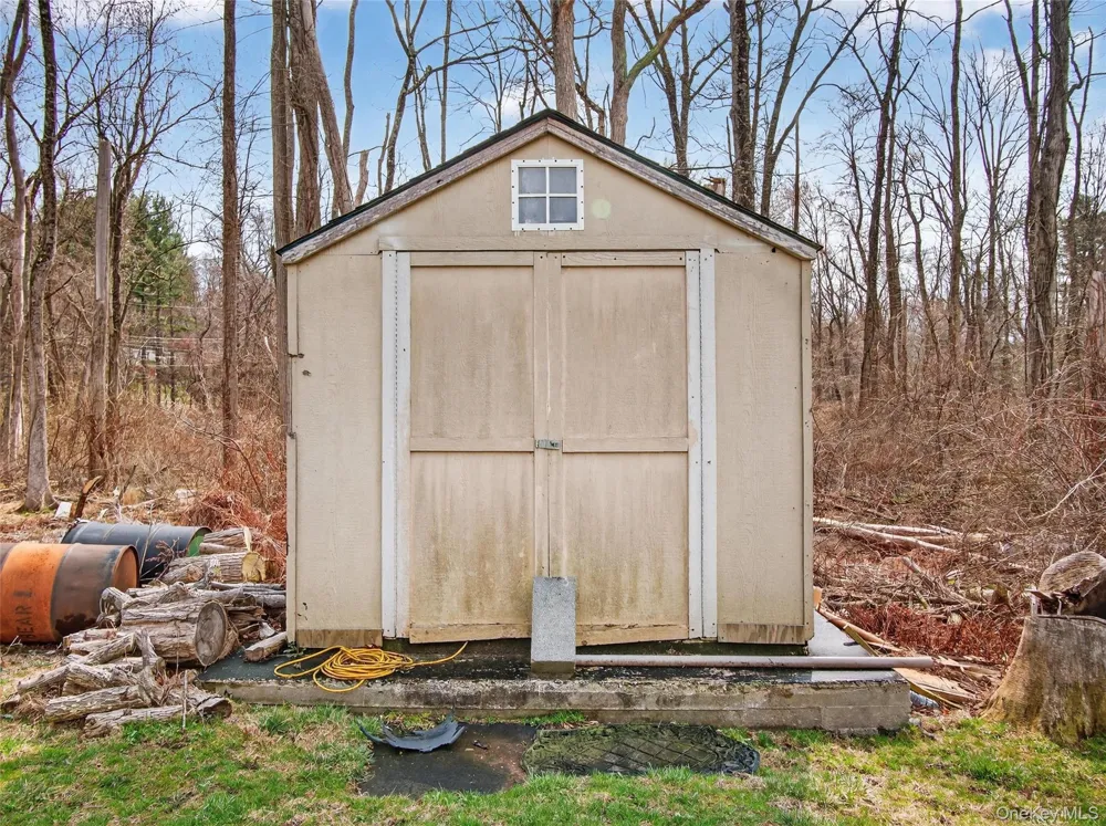 810 Haverstraw Road Suffern, NY 10901