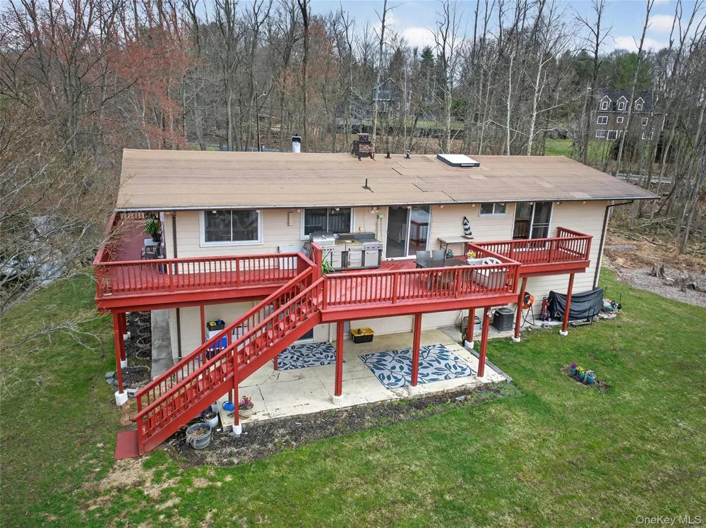 810 Haverstraw Road Suffern, NY 10901
