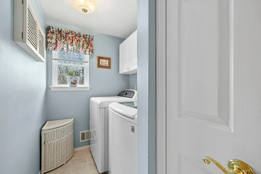240 Lisa Drive Southold, NY 11971