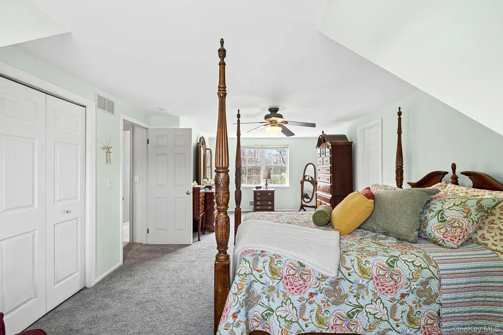 240 Lisa Drive Southold, NY 11971