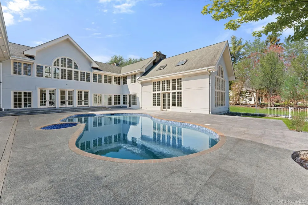 2 High Point Terrace Scarsdale, NY 10583