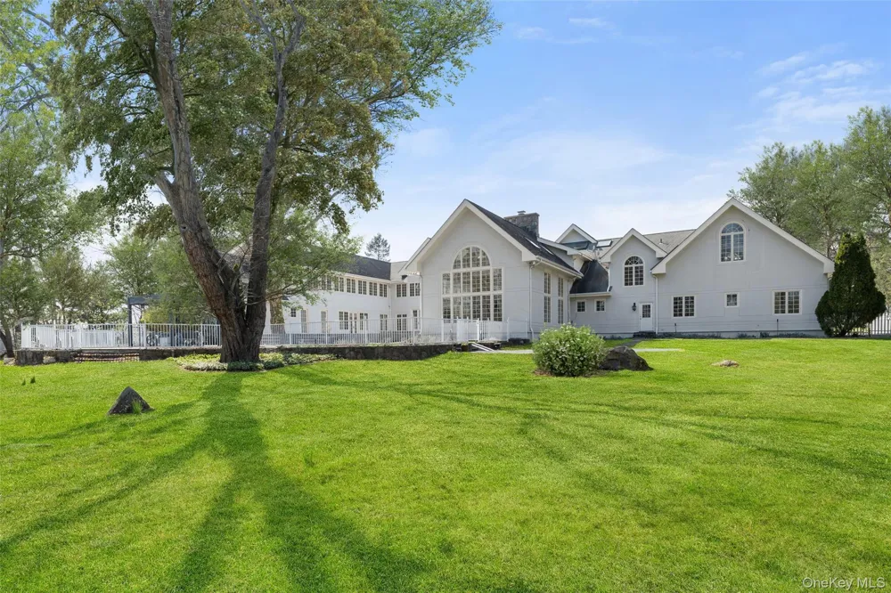 2 High Point Terrace Scarsdale, NY 10583