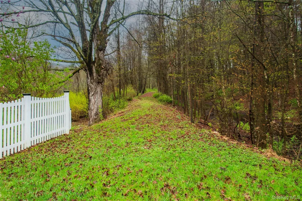 62 Thornton Road Phillipsport, NY 12769