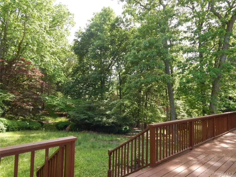 9 Tower Hill Road Shoreham, NY 11786