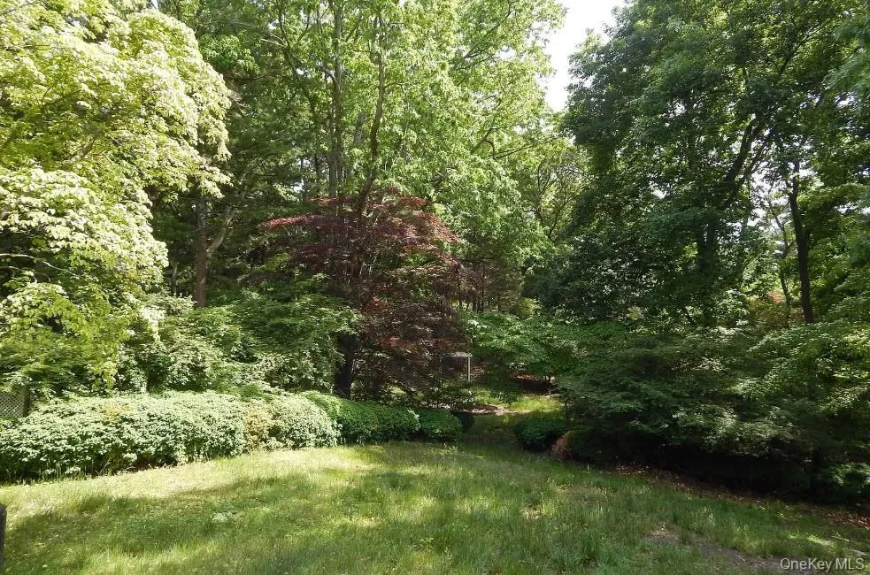 9 Tower Hill Road Shoreham, NY 11786