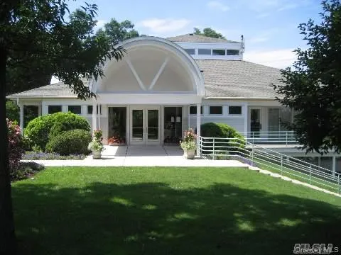 9 Tower Hill Road Shoreham, NY 11786