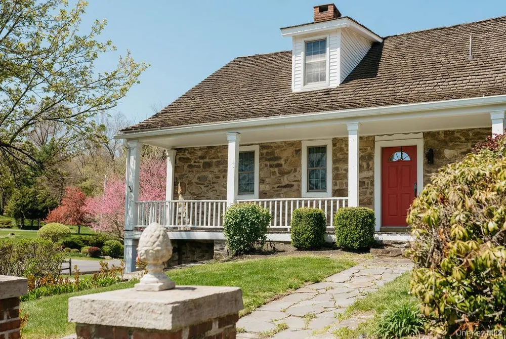 93 Horton Road Washingtonville, NY 10992