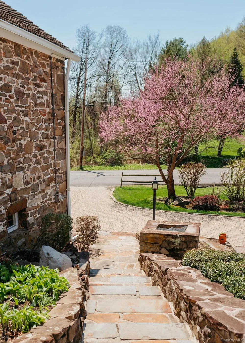 93 Horton Road Washingtonville, NY 10992