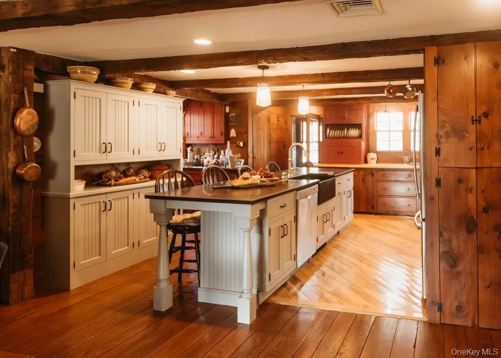 93 Horton Road Washingtonville, NY 10992