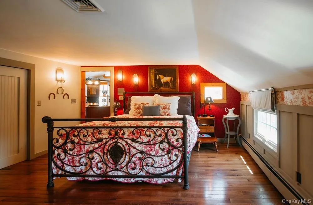93 Horton Road Washingtonville, NY 10992