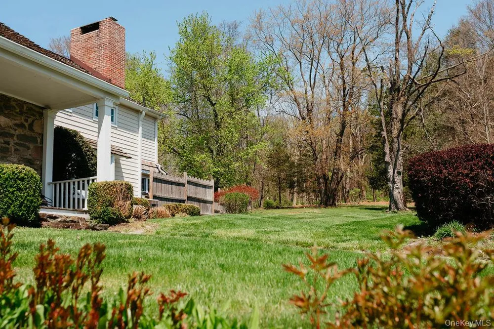 93 Horton Road Washingtonville, NY 10992