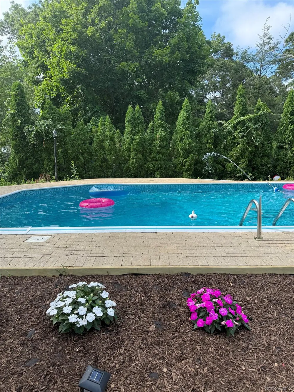 37 Cedar Avenue Coram, NY 11727