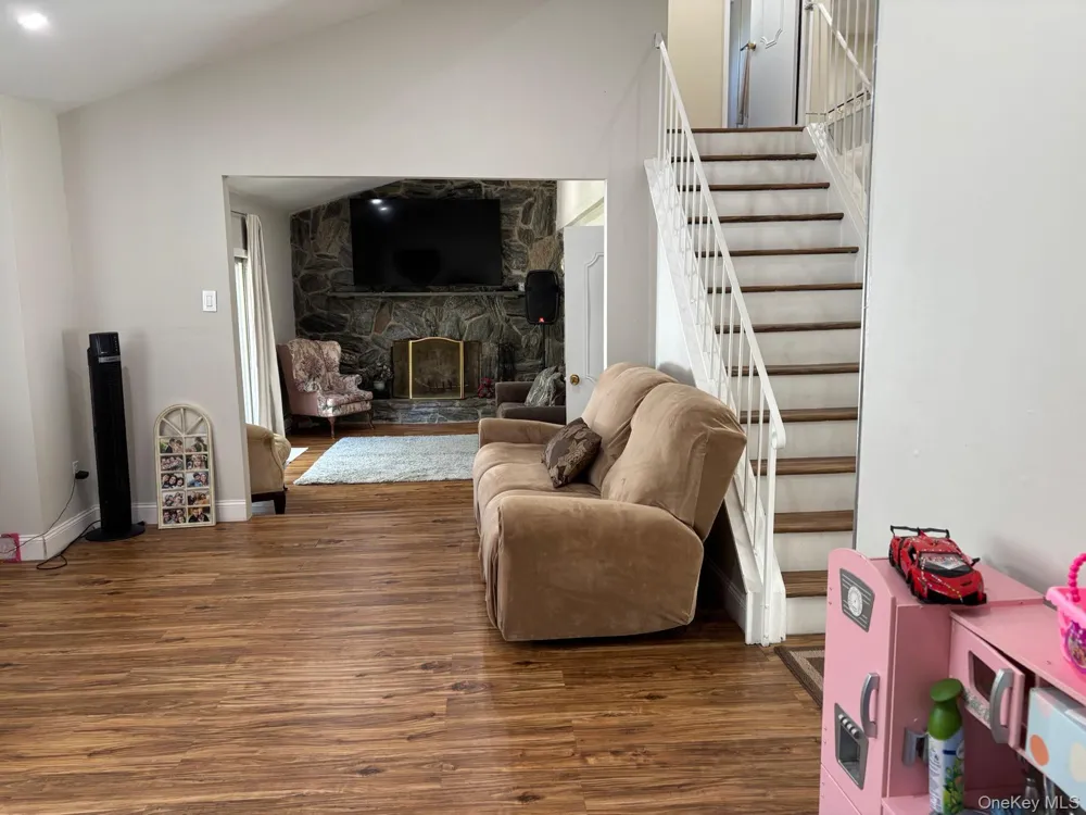 37 Cedar Avenue Coram, NY 11727