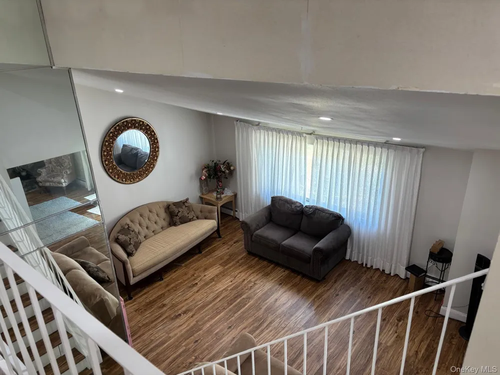 37 Cedar Avenue Coram, NY 11727
