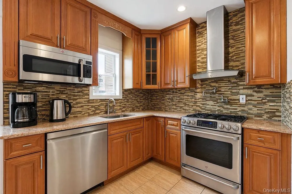 550 Cross Bay Boulevard Broad Channel, NY 11693