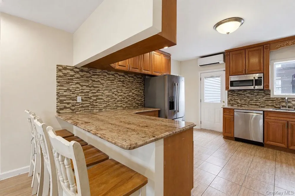 550 Cross Bay Boulevard Broad Channel, NY 11693