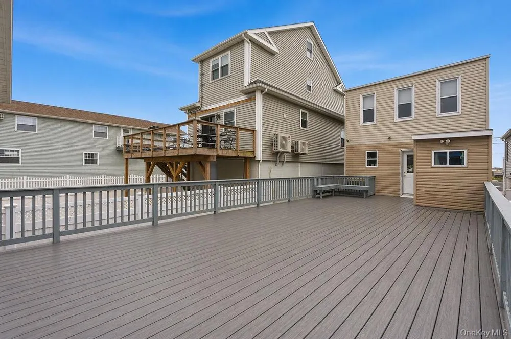 550 Cross Bay Boulevard Broad Channel, NY 11693