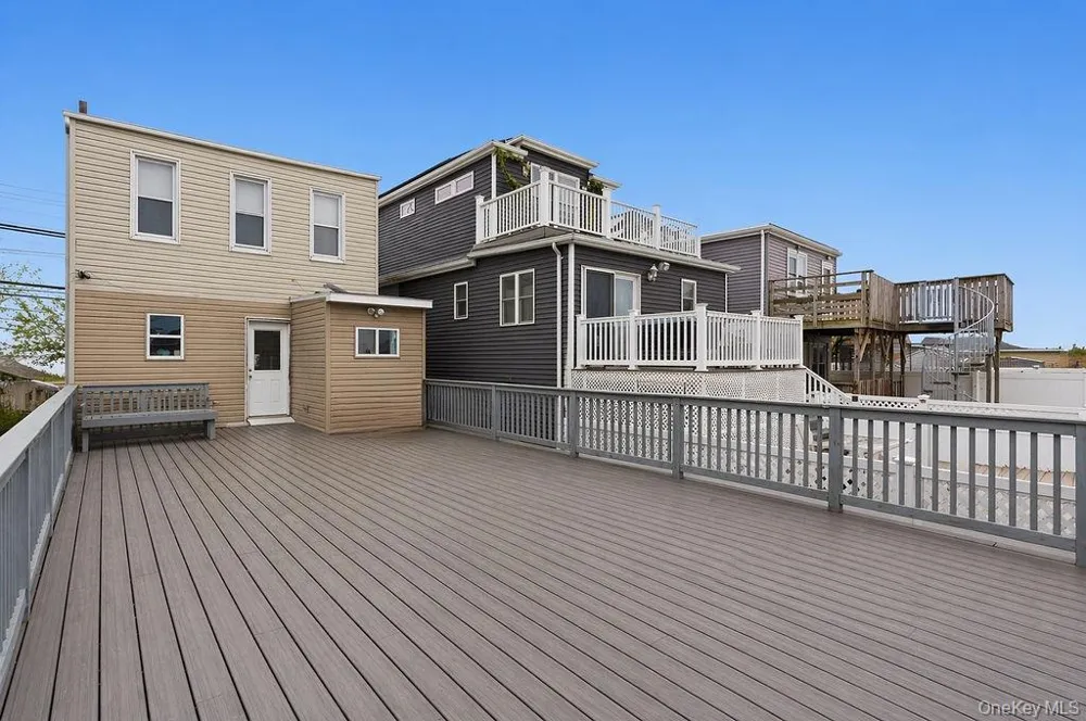 550 Cross Bay Boulevard Broad Channel, NY 11693