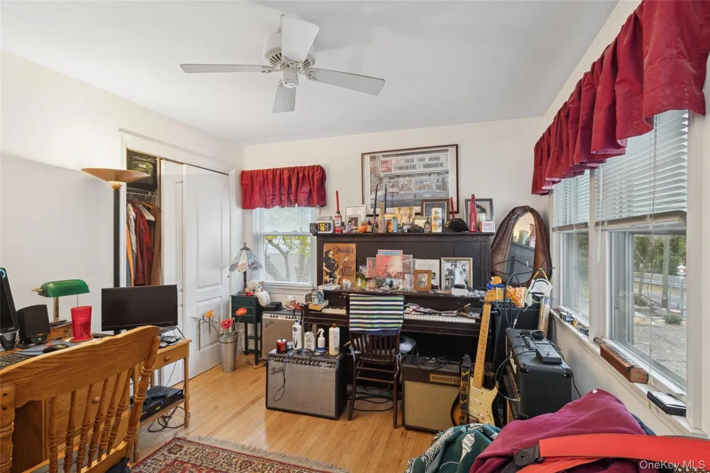 215 Hallock Landing Road Rocky Point, NY 11778