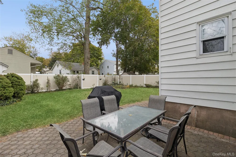 215 Hallock Landing Road Rocky Point, NY 11778