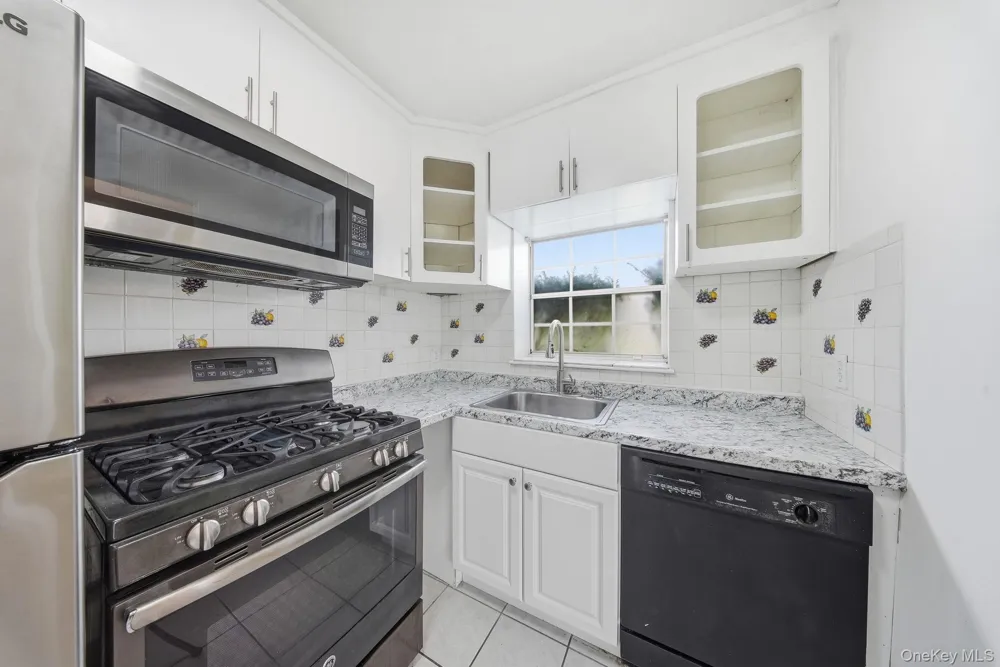18 Lexington Hill #8 Harriman, NY 10926