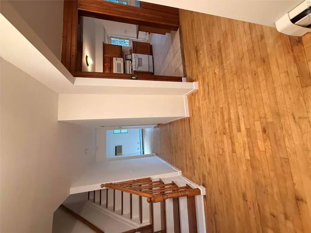 13 Hampton Avenue Mastic, NY 11950