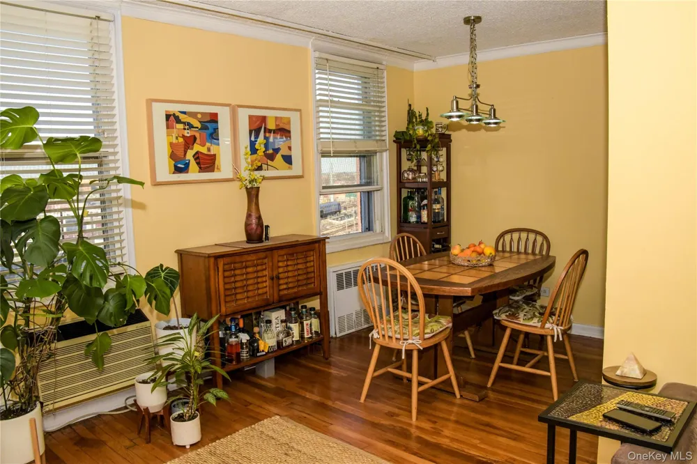 4601 39th Avenue #608 Sunnyside, NY 11104