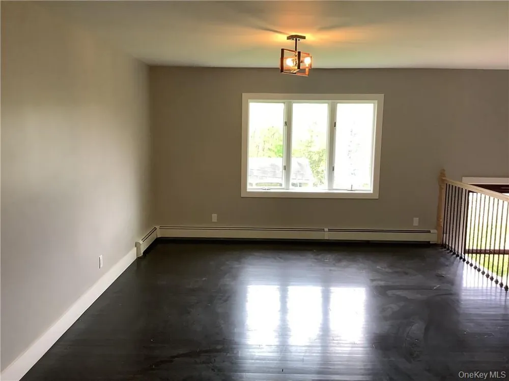 19 Mountainview Drive Highland Mills, NY 10930