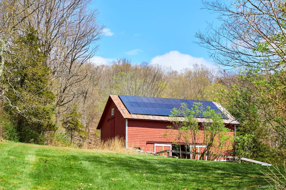457 Round Lake Road Rhinebeck, NY 12572