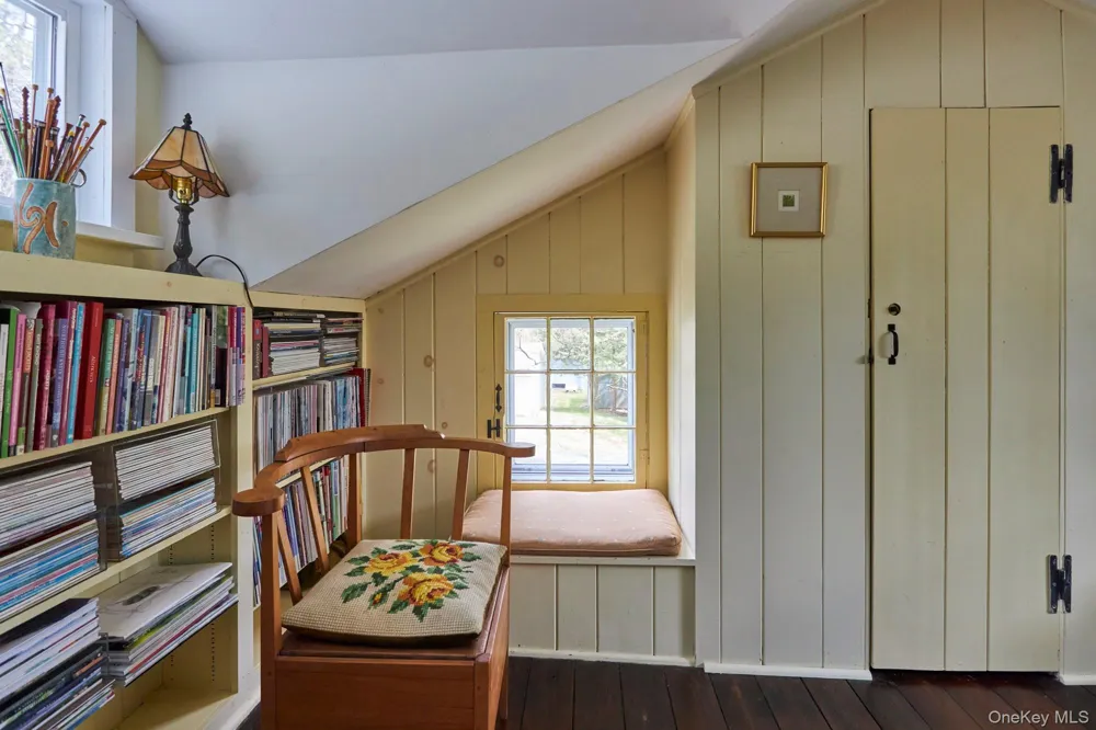 457 Round Lake Road Rhinebeck, NY 12572