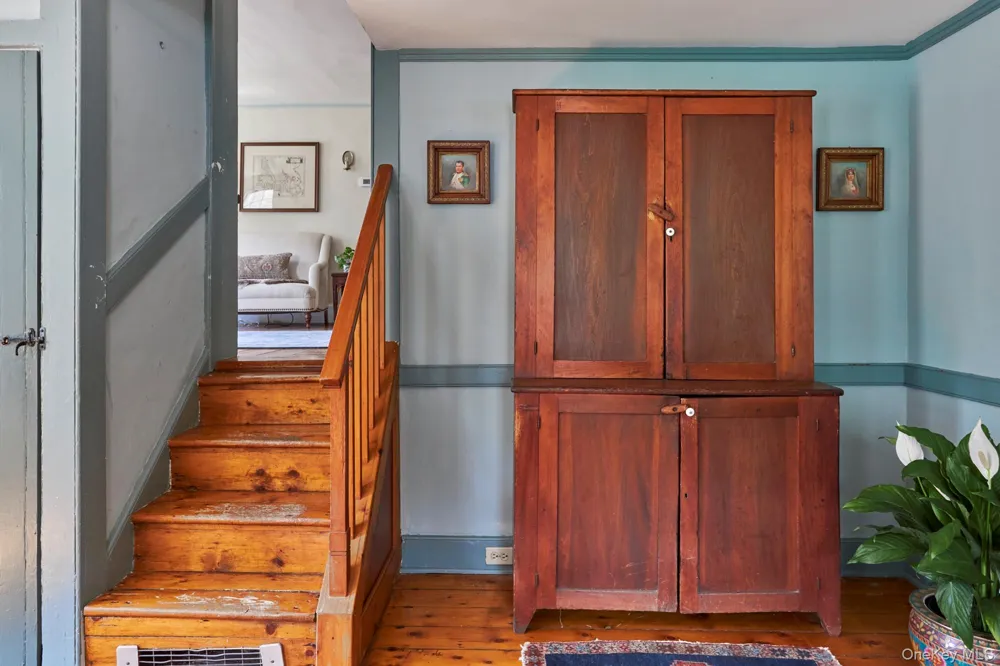 457 Round Lake Road Rhinebeck, NY 12572