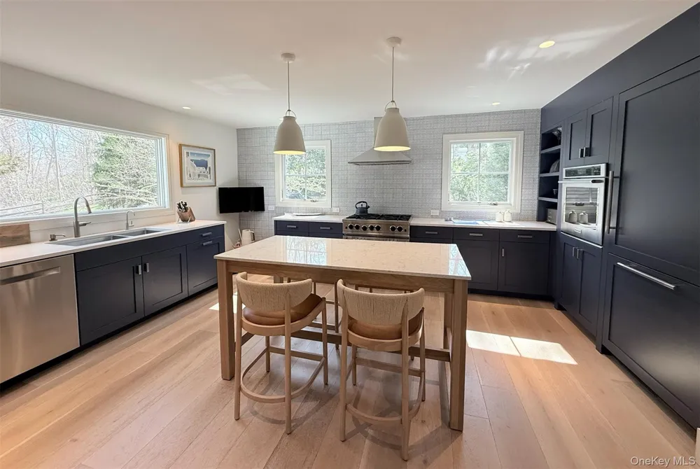 323 Division Street Sag Harbor, NY 11963