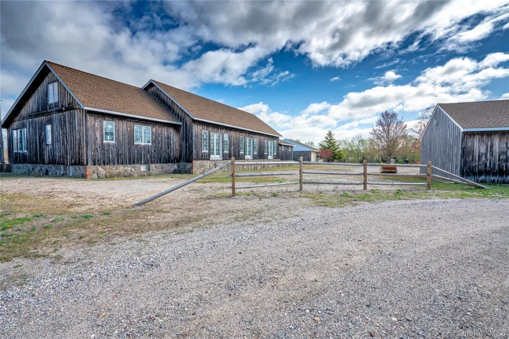 29525 Main Orient, NY 11957