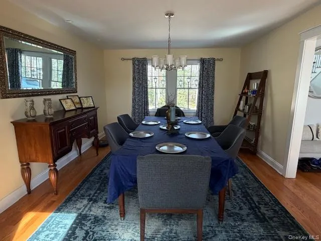 27 Deer Path Quogue, NY 11959