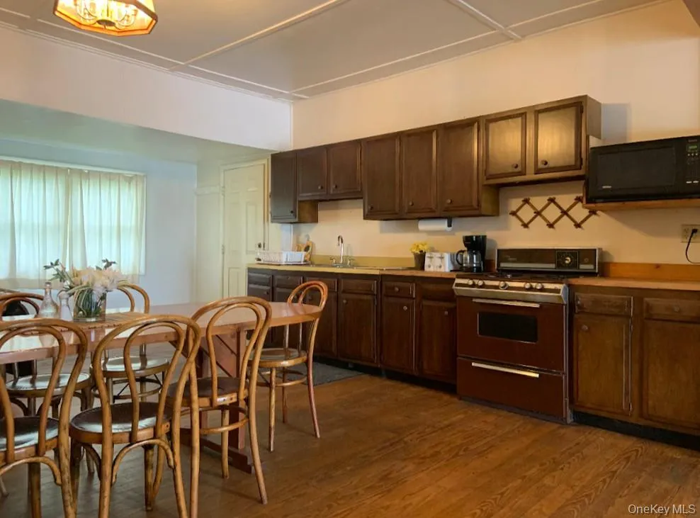 238 Lakeview Drive Road Highland Lake, NY 12743
