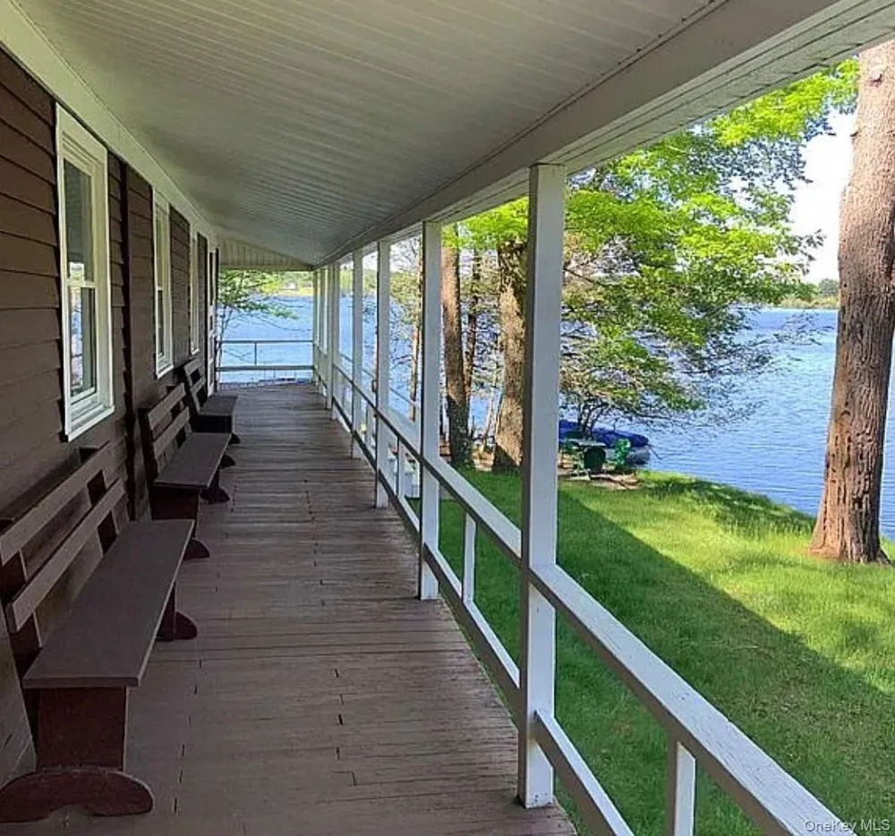238 Lakeview Drive Road Highland Lake, NY 12743