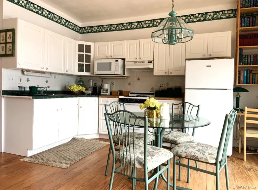 238 Lakeview Drive Road Highland Lake, NY 12743