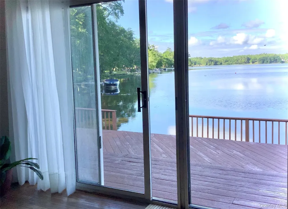 238 Lakeview Drive Road Highland Lake, NY 12743
