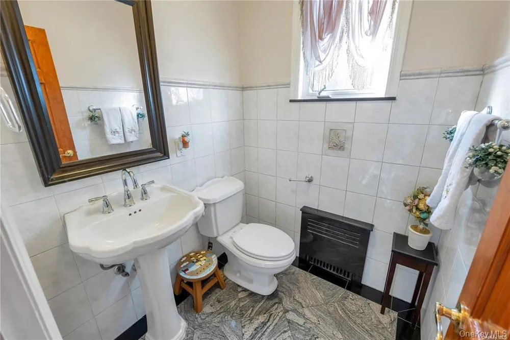 50-43 192nd Street Fresh Meadows, NY 11365