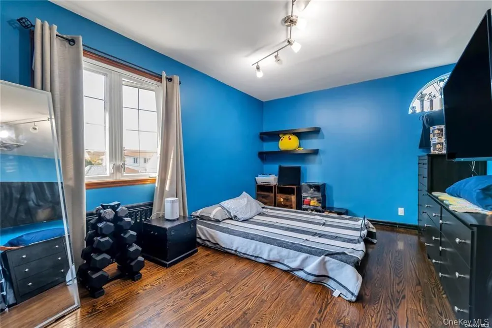 50-43 192nd Street Fresh Meadows, NY 11365