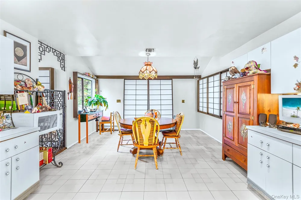 271 Bread And Cheese Hollow Road Northport, NY 11768
