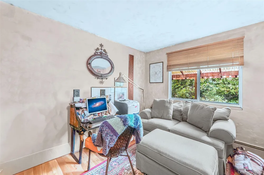 271 Bread And Cheese Hollow Road Northport, NY 11768