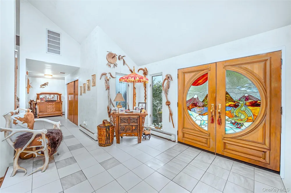 271 Bread And Cheese Hollow Road Northport, NY 11768