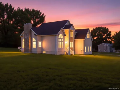 107 Breeze Hill Road