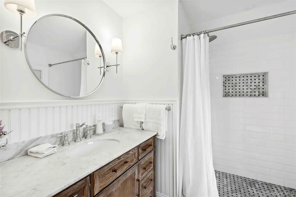 96 Miller Road Southampton, NY 11968