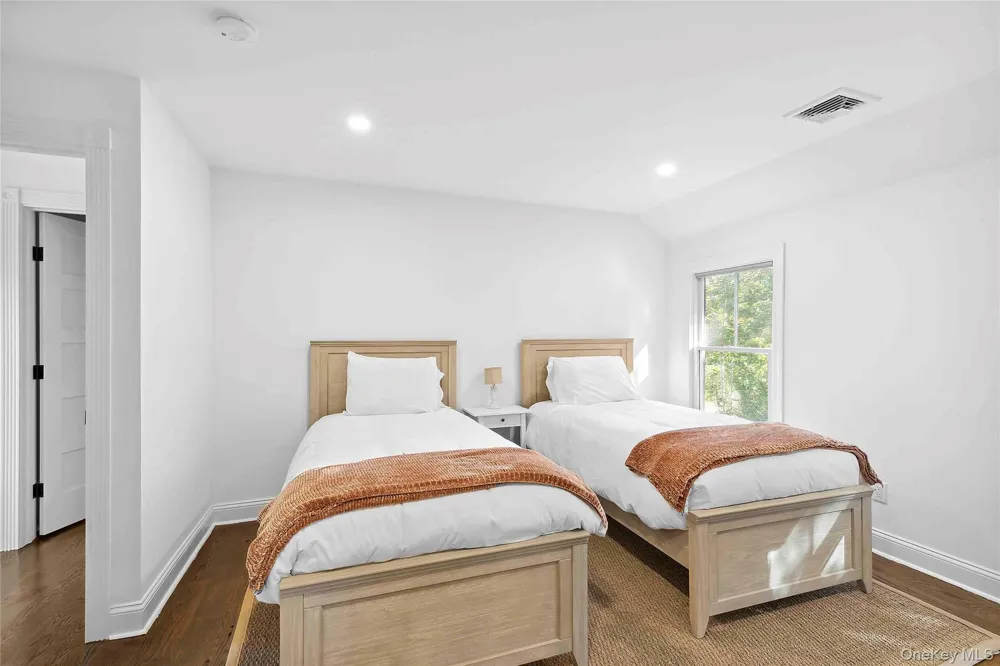 96 Miller Road Southampton, NY 11968