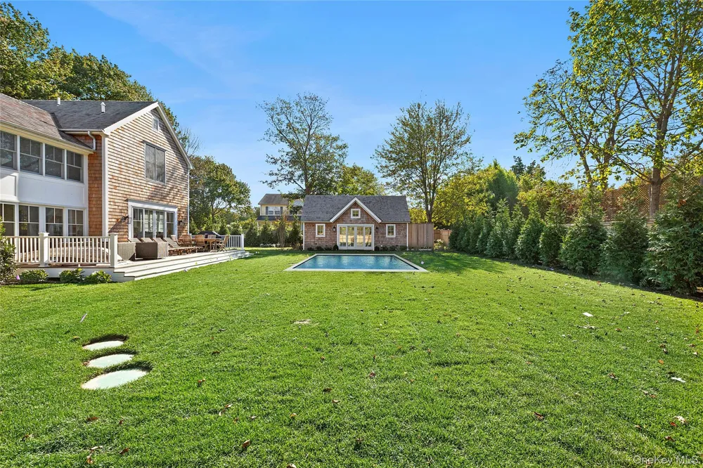 96 Miller Road Southampton, NY 11968