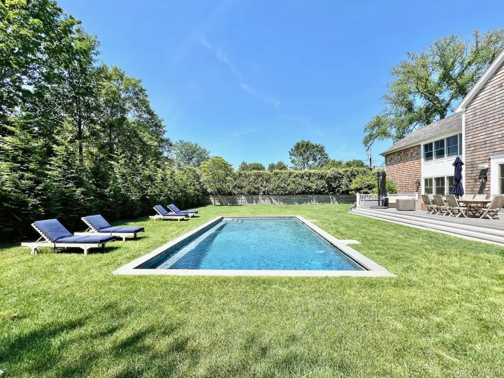 96 Miller Road Southampton, NY 11968