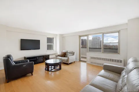 1065 Vermont Street #7J