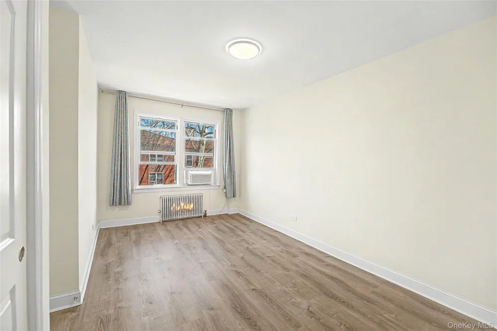 14137 79th Avenue #3O Flushing, NY 11367